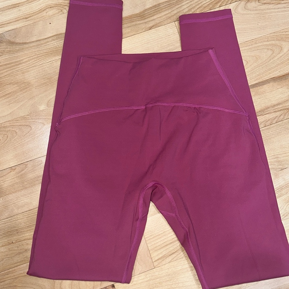 Alphalete leggings NWT size small